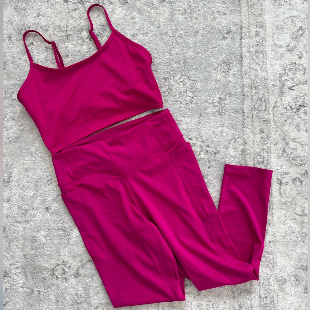 Hot Pink VS PINK workout set!